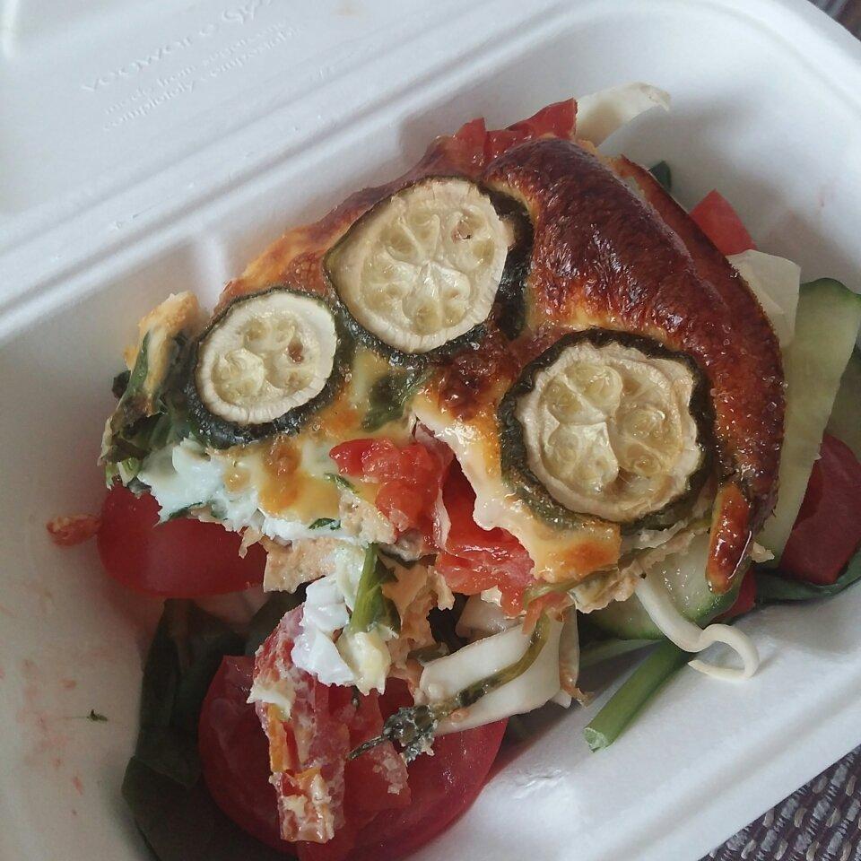 The Bees Country Kitchen