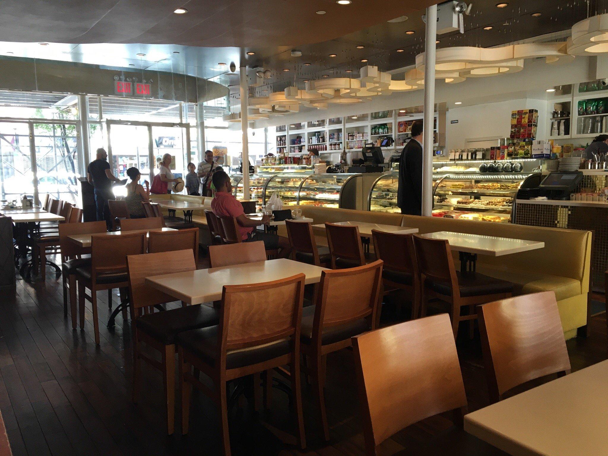 Omonia Cafe