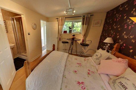 Briar House Exeter Airport Parking