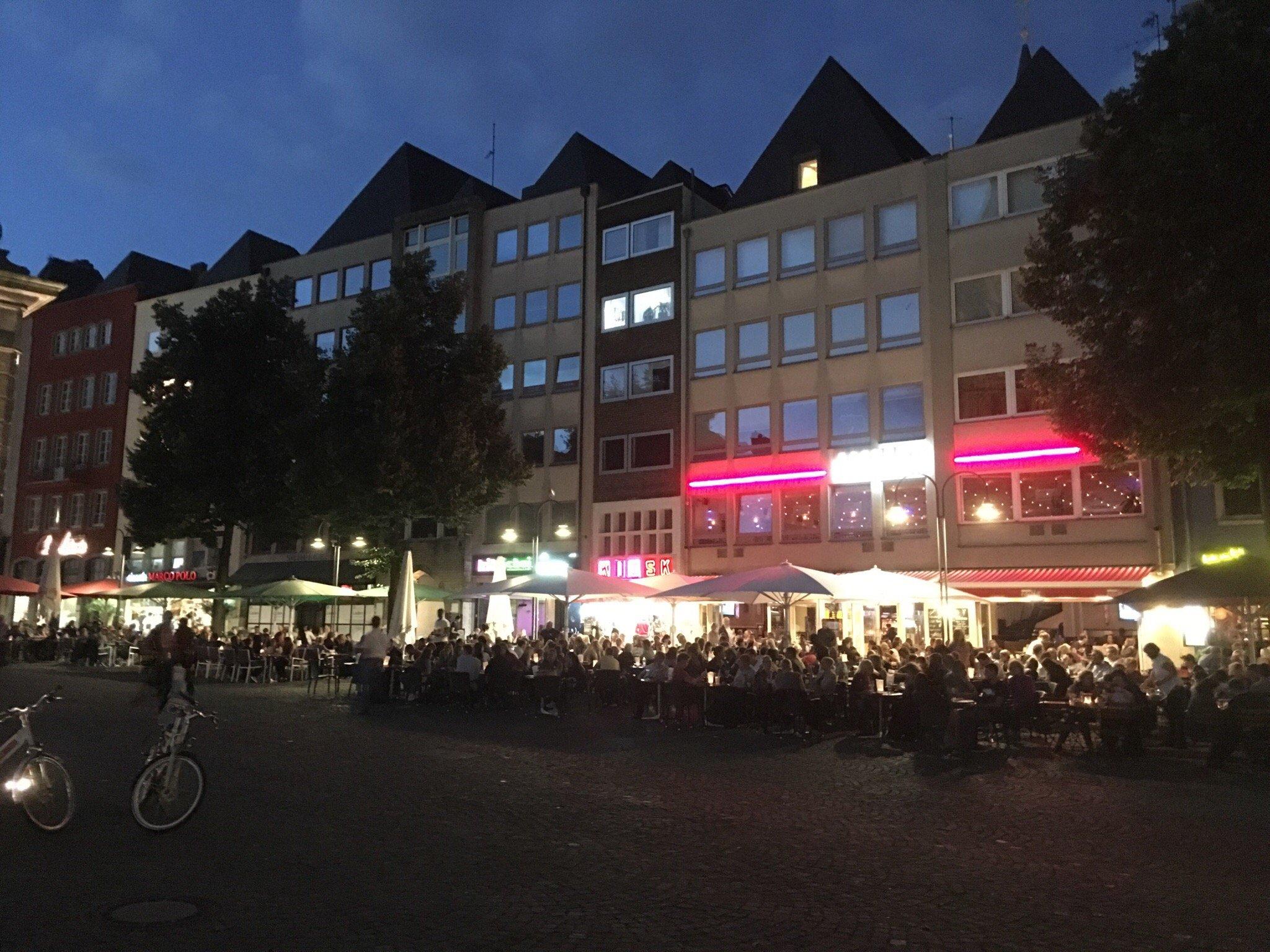 Photo by Alejandro R