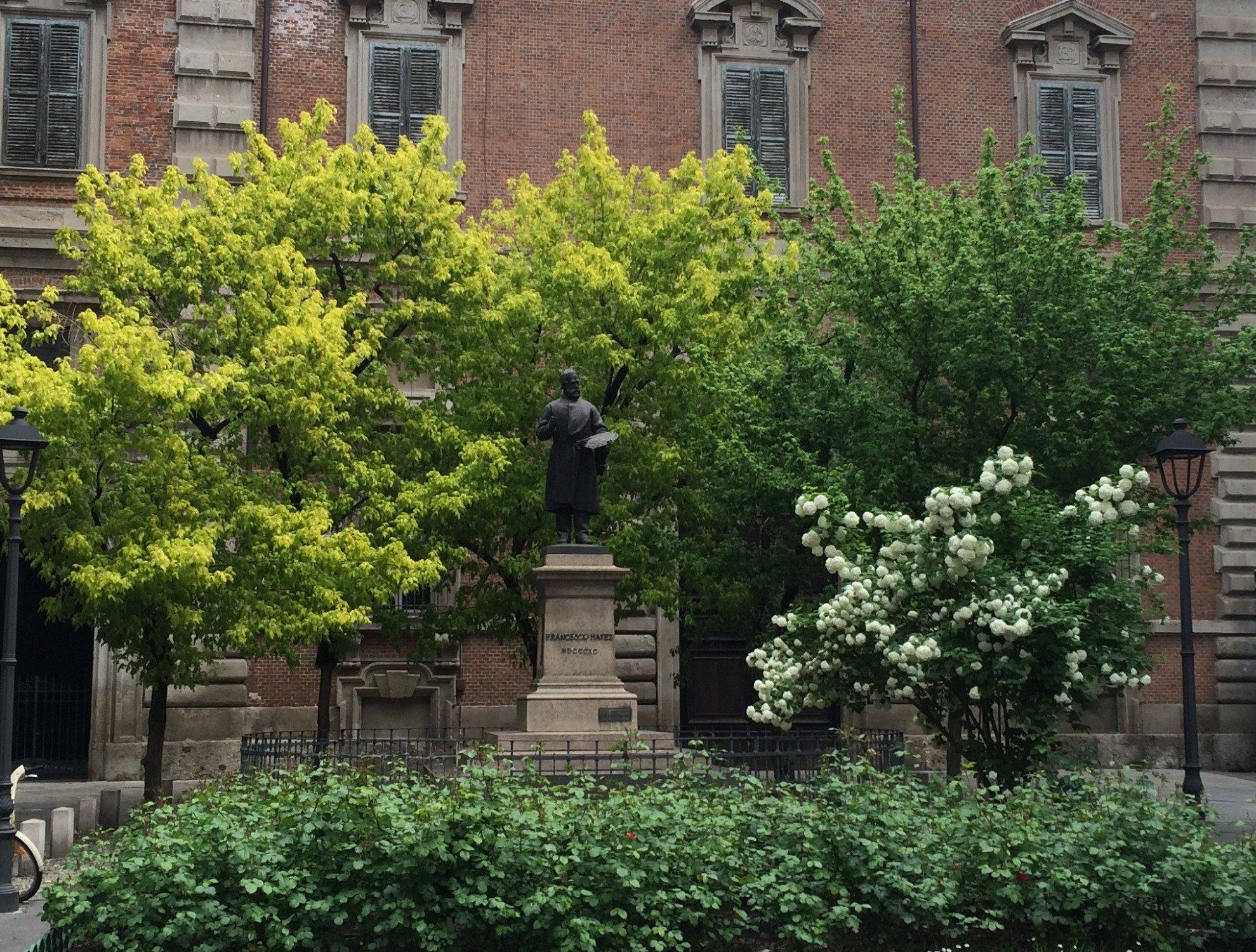 Monumento a Francesco Hayez