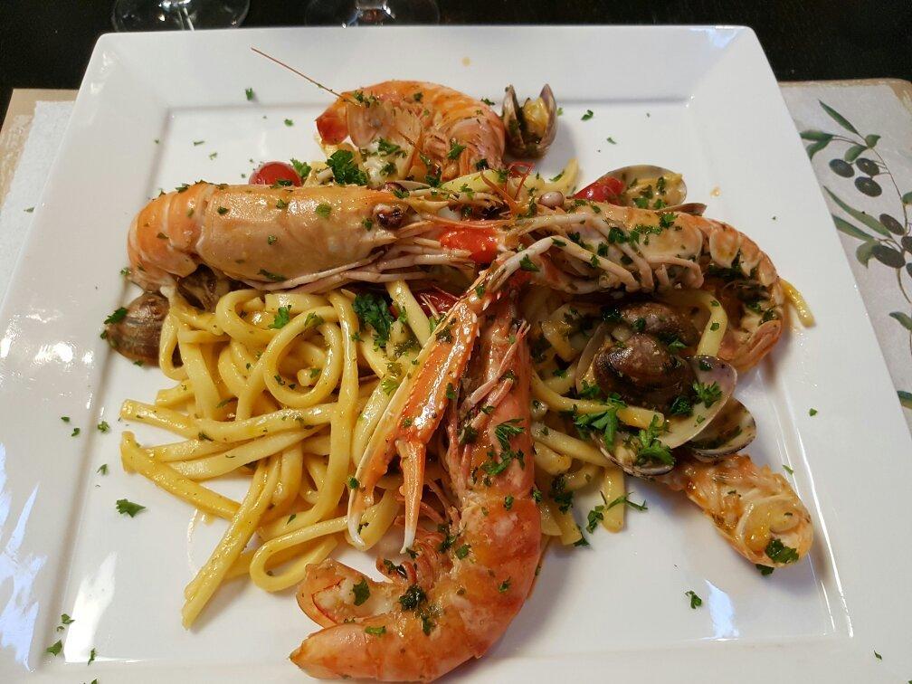 Peperoncino Pizzeria Trattoria