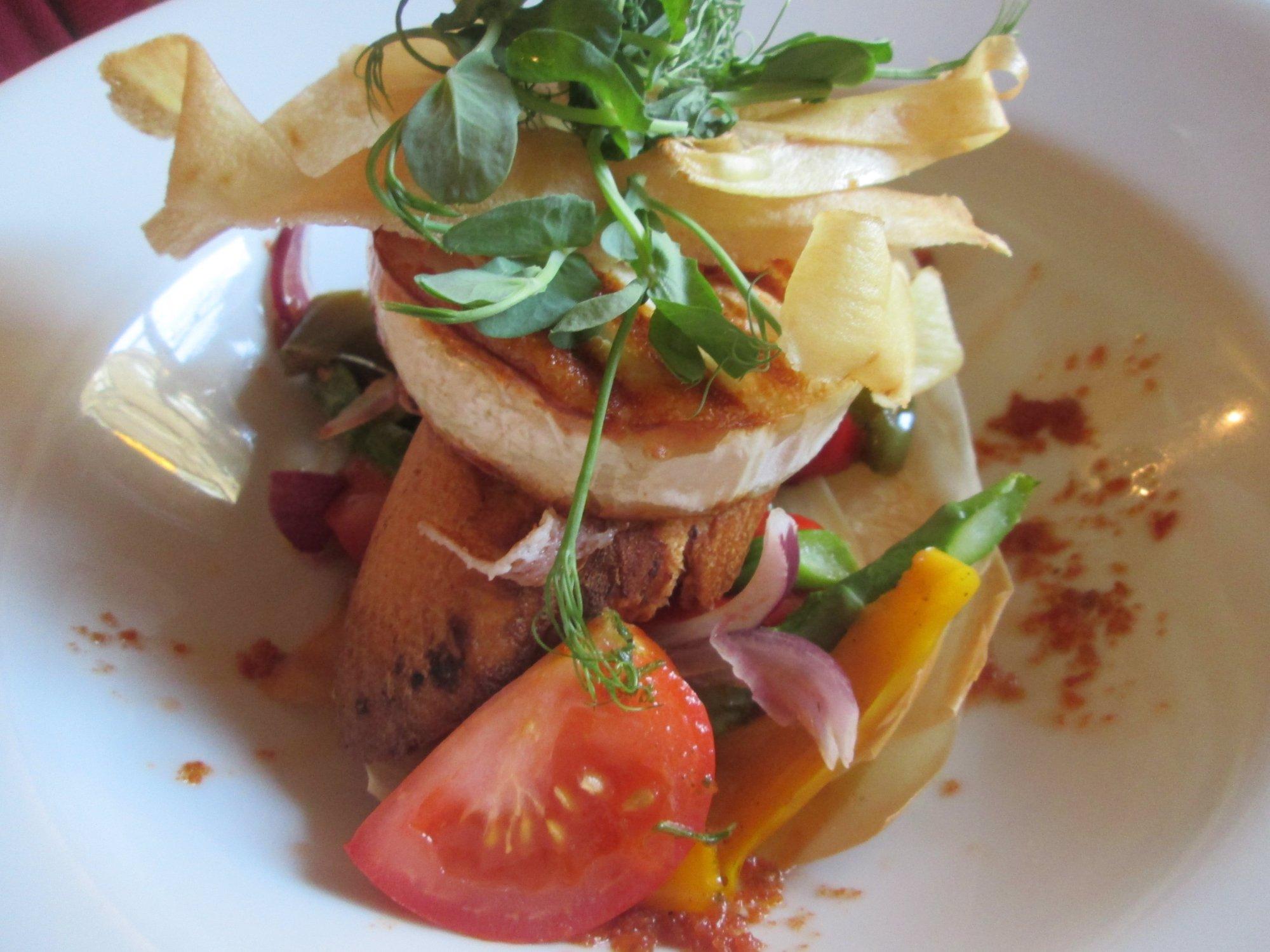 Photo by Alexander L