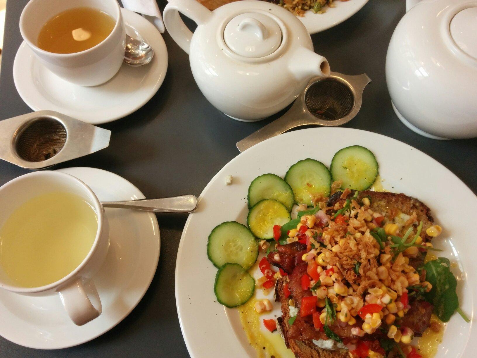 London Review Cake Shop