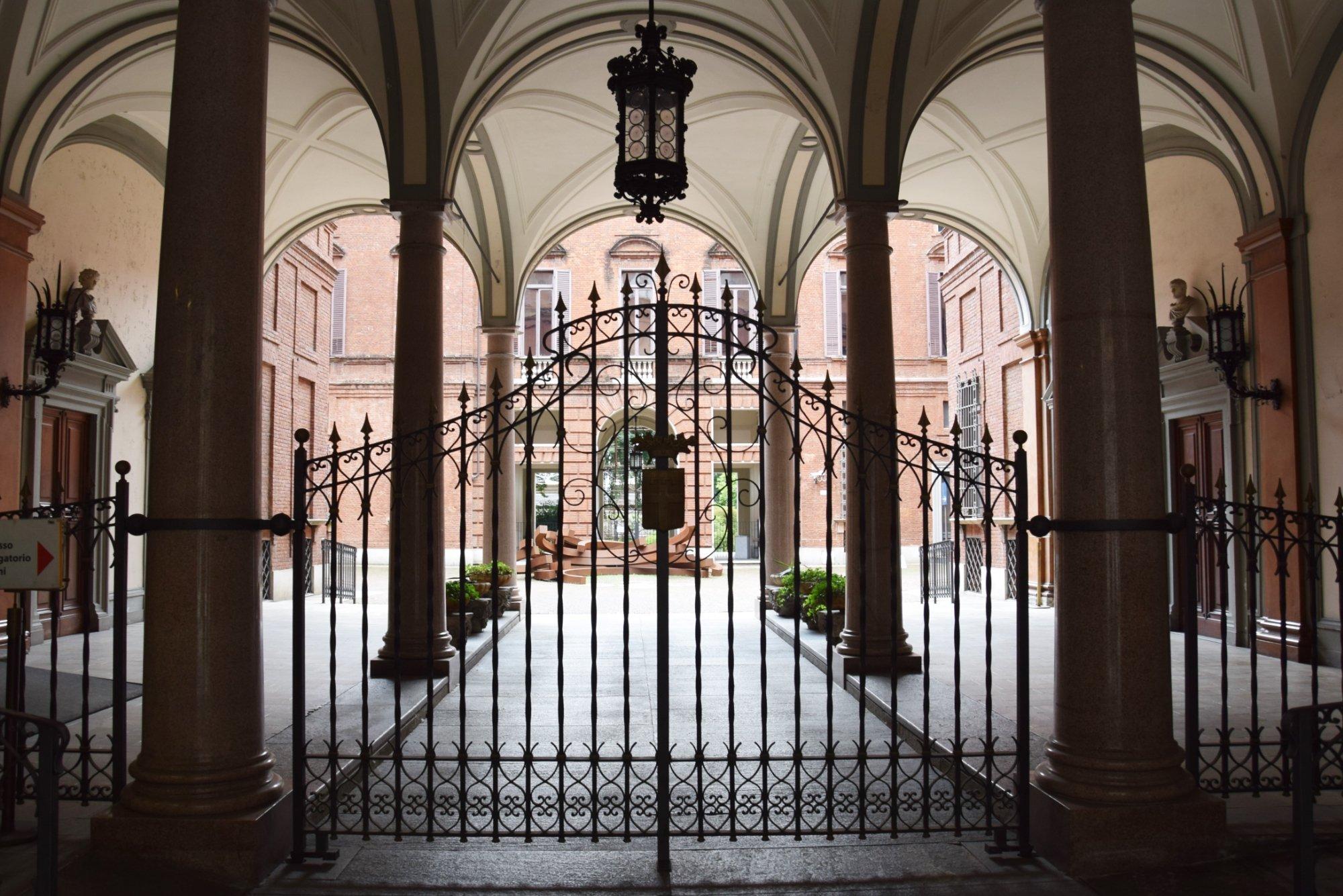 Palazzo dal Pozzo della Cisterna