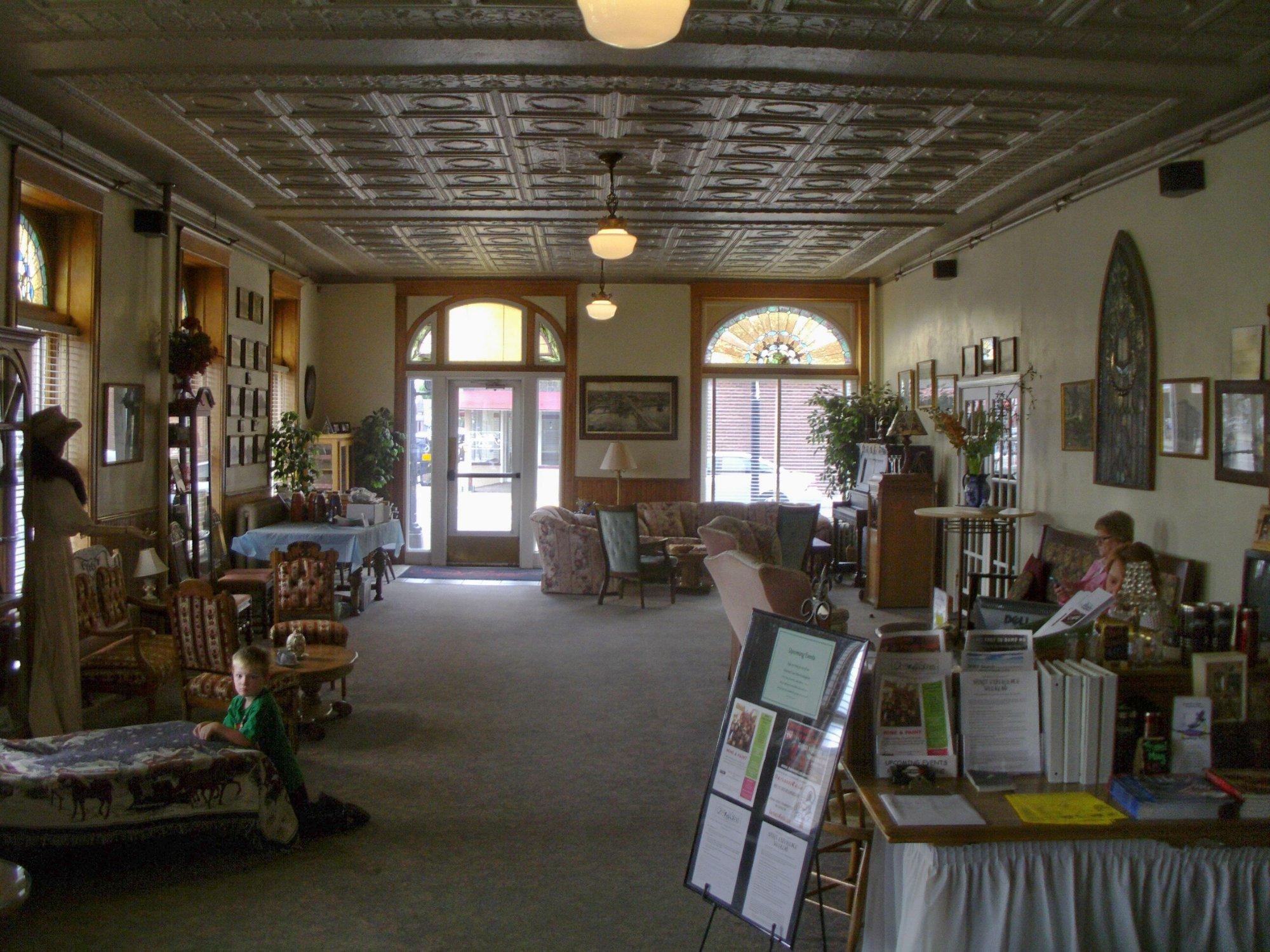 Palmer House Hotel Restaurant & Pub