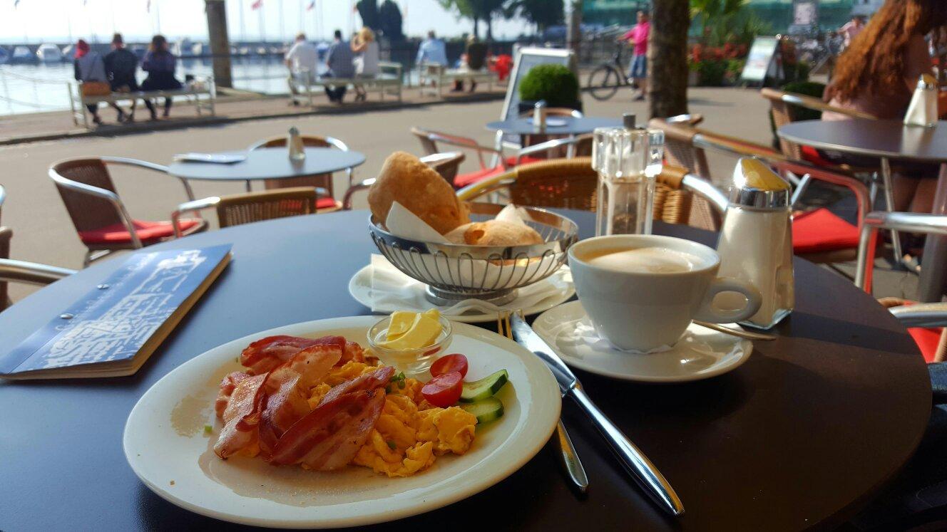 Photo by Siegfried N