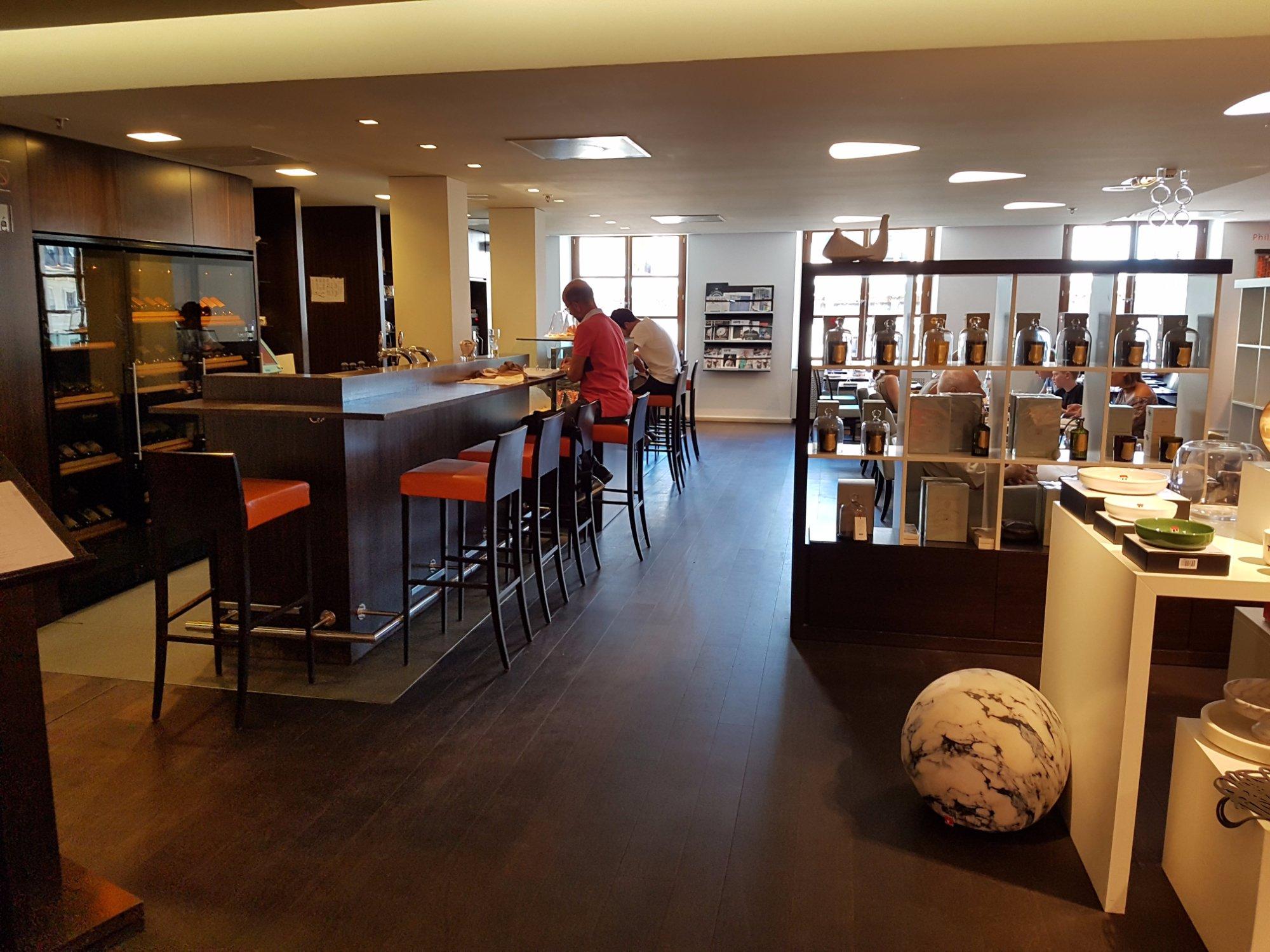 Photo by ravenousxerxes