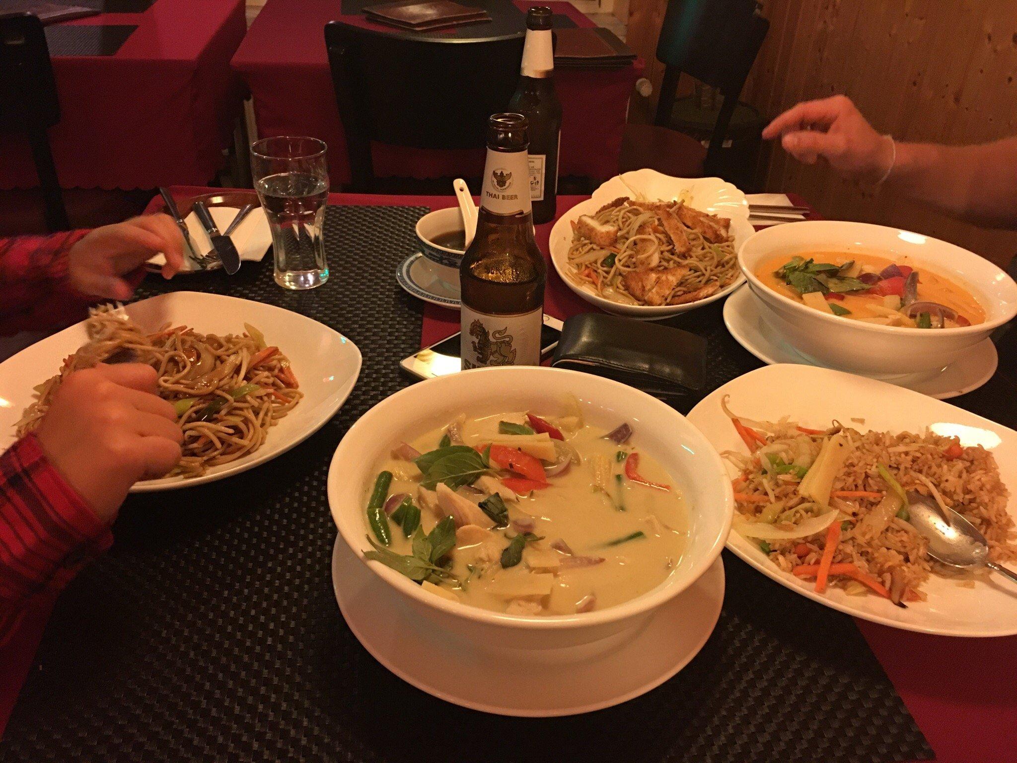 M.C WOK - Asia Bistro