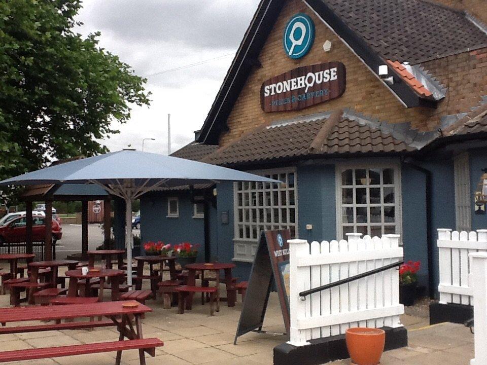 West Bulls Stonehouse Pizza & Carvery