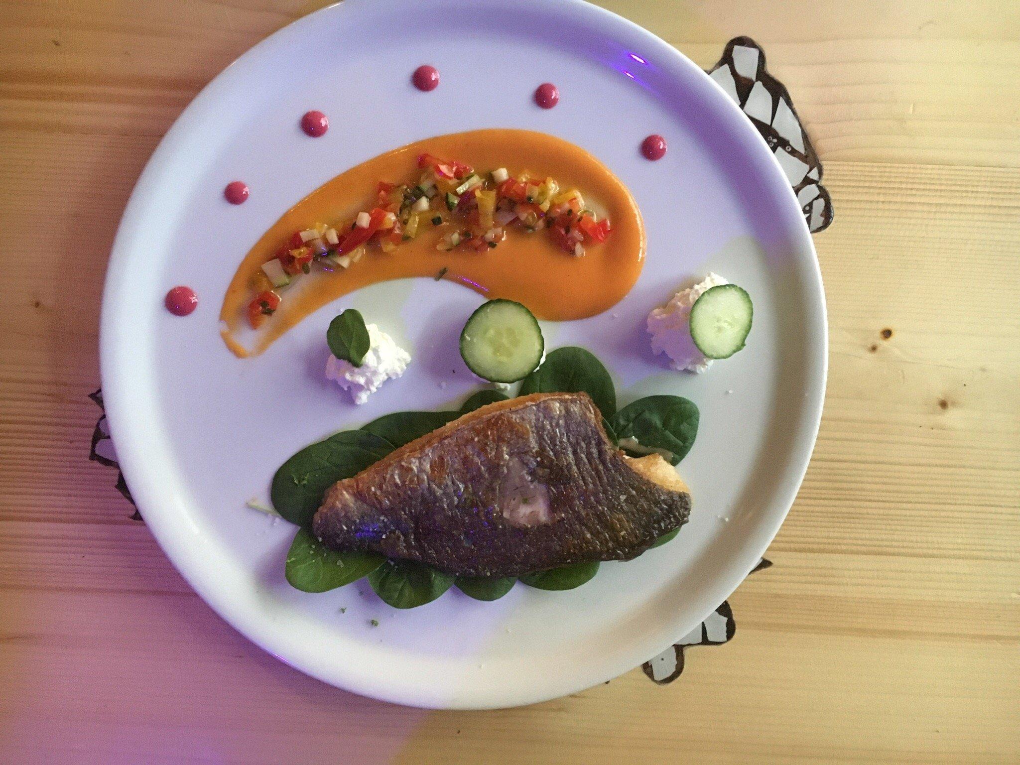 Photo by Extraordinary553092