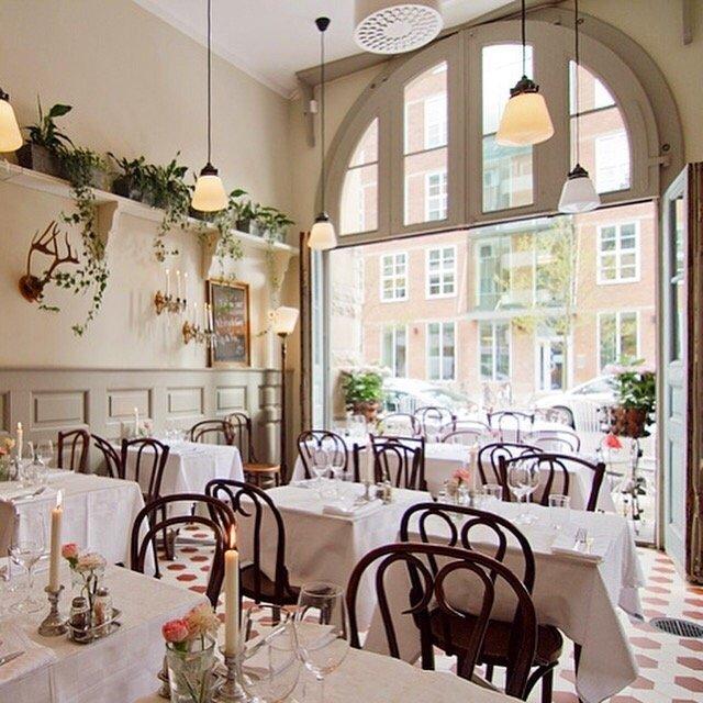 Photo by MatsSamaras