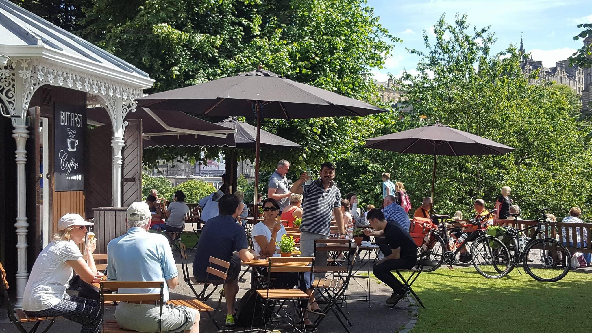 Sir Walter's Cafe in the Gardens