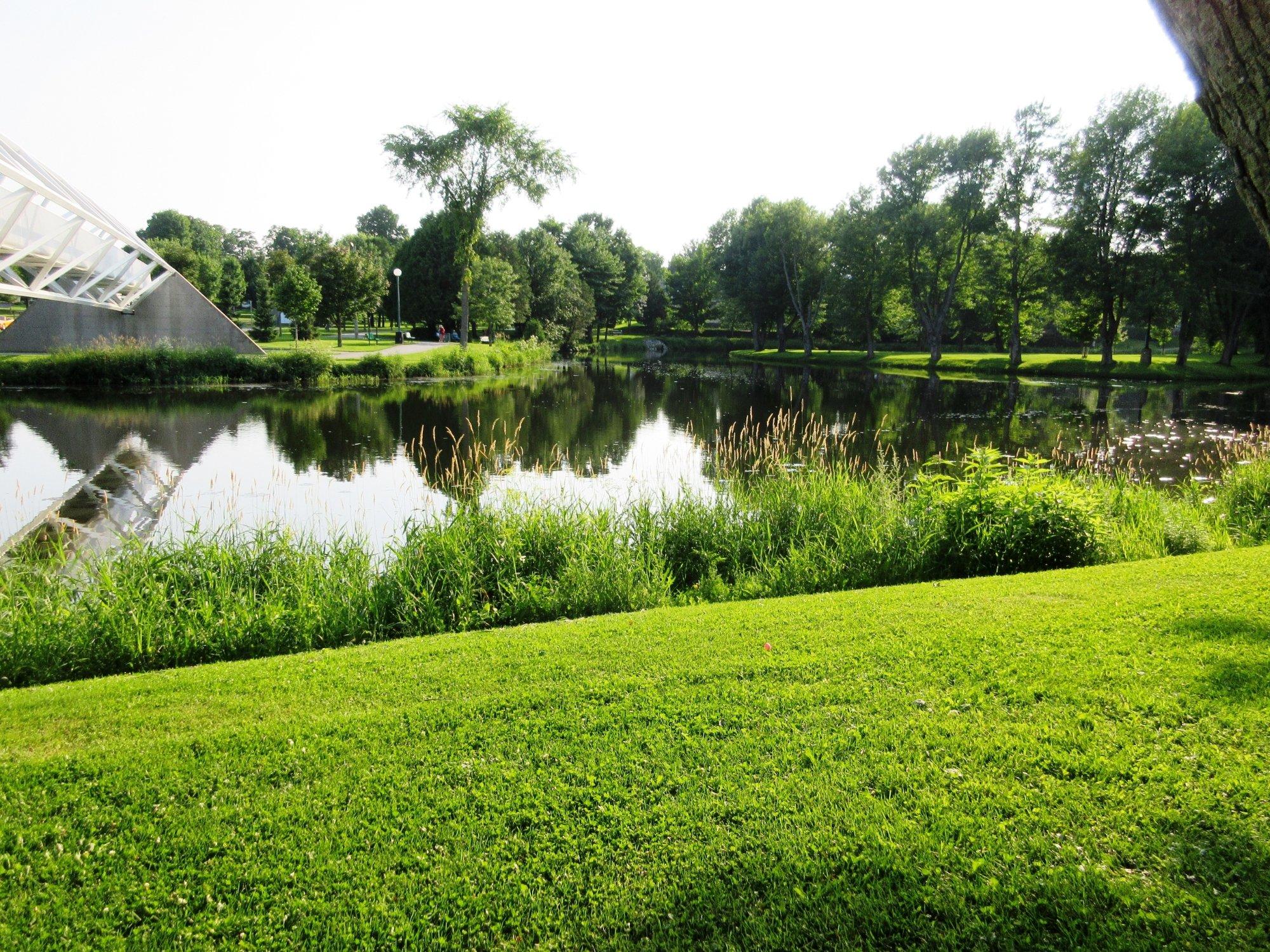 Photo by Helena-Francisco