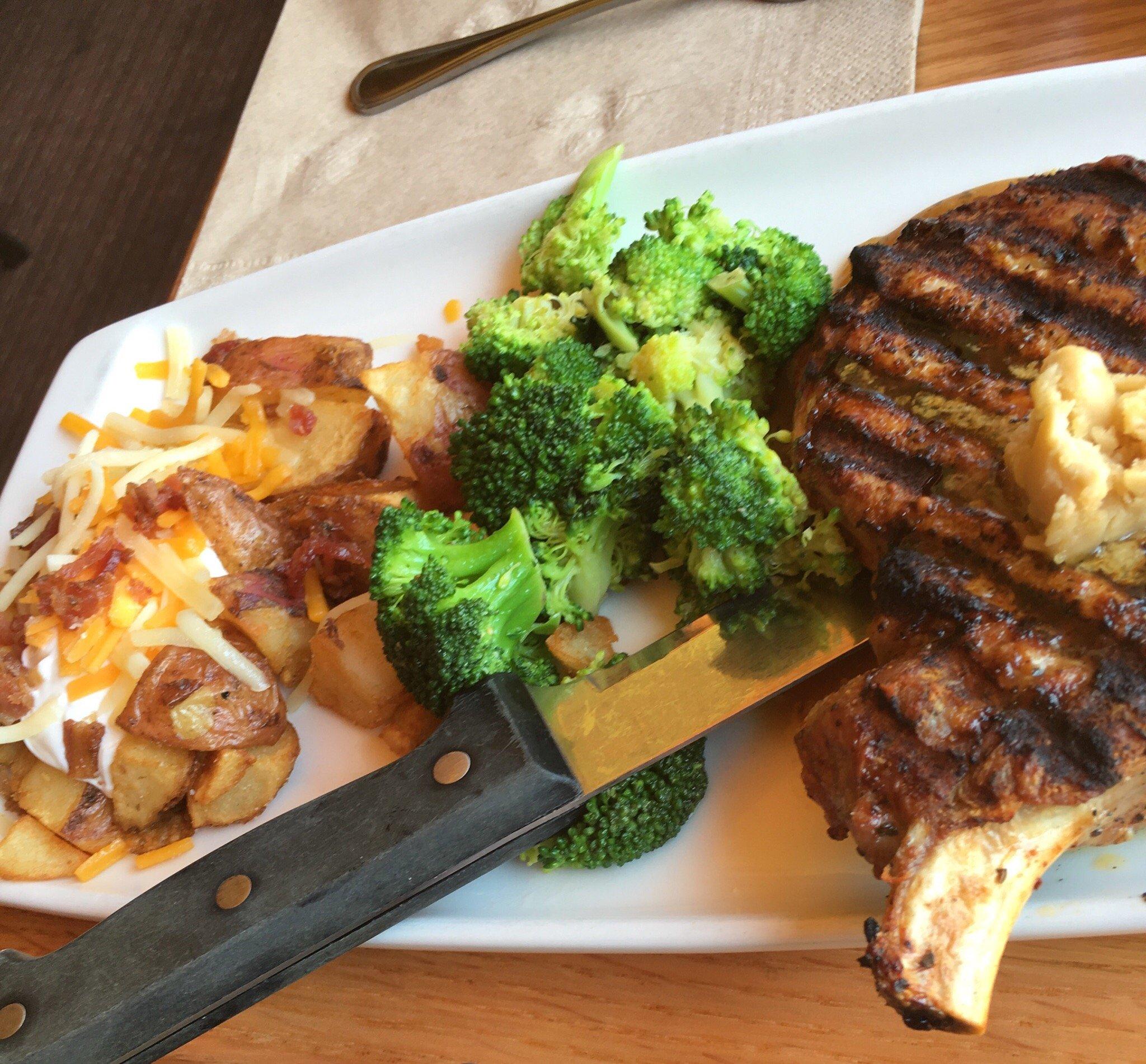 Applebee's Grill + Bar