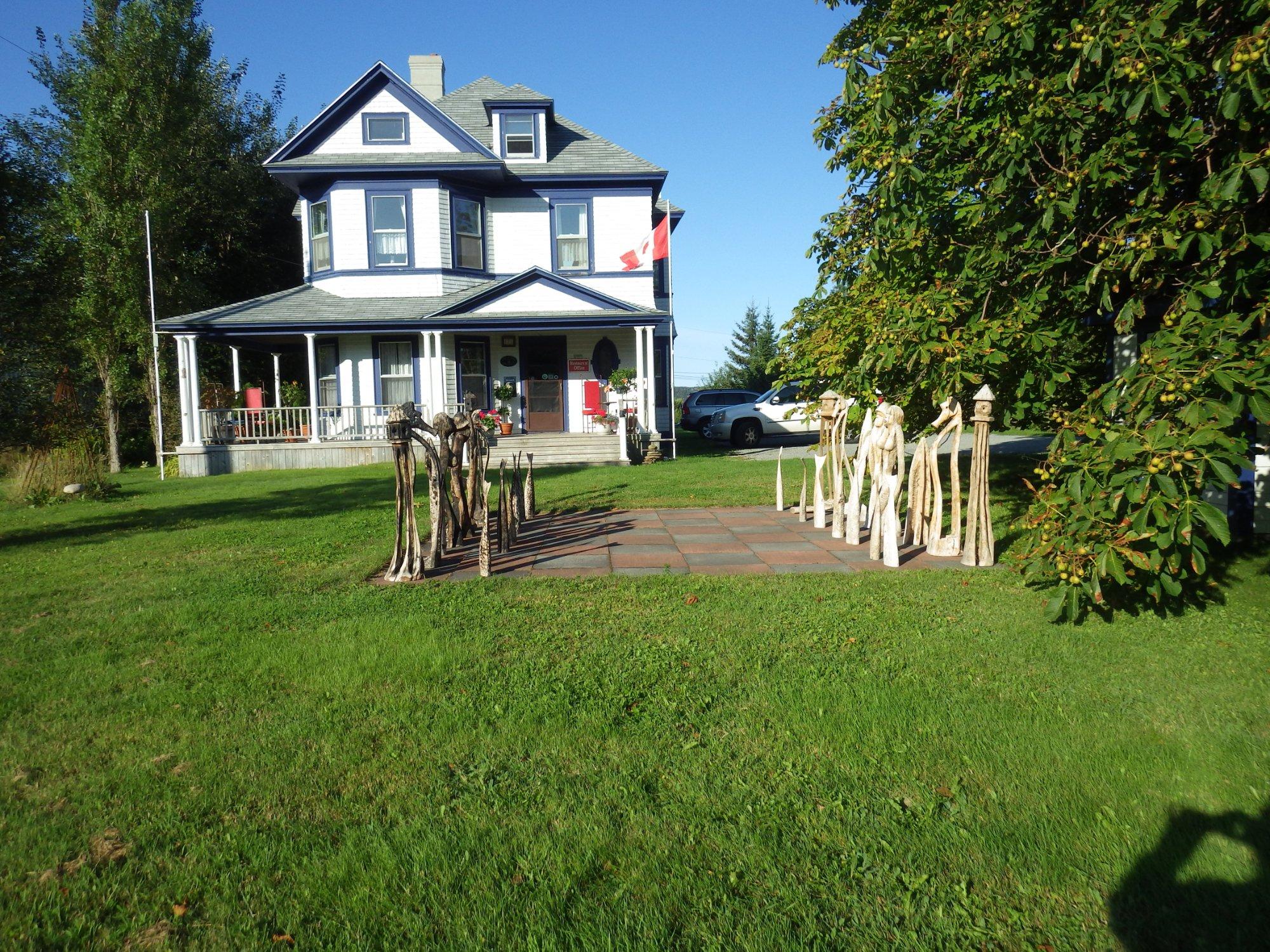Haus Treuburg Country Inn & Cottages