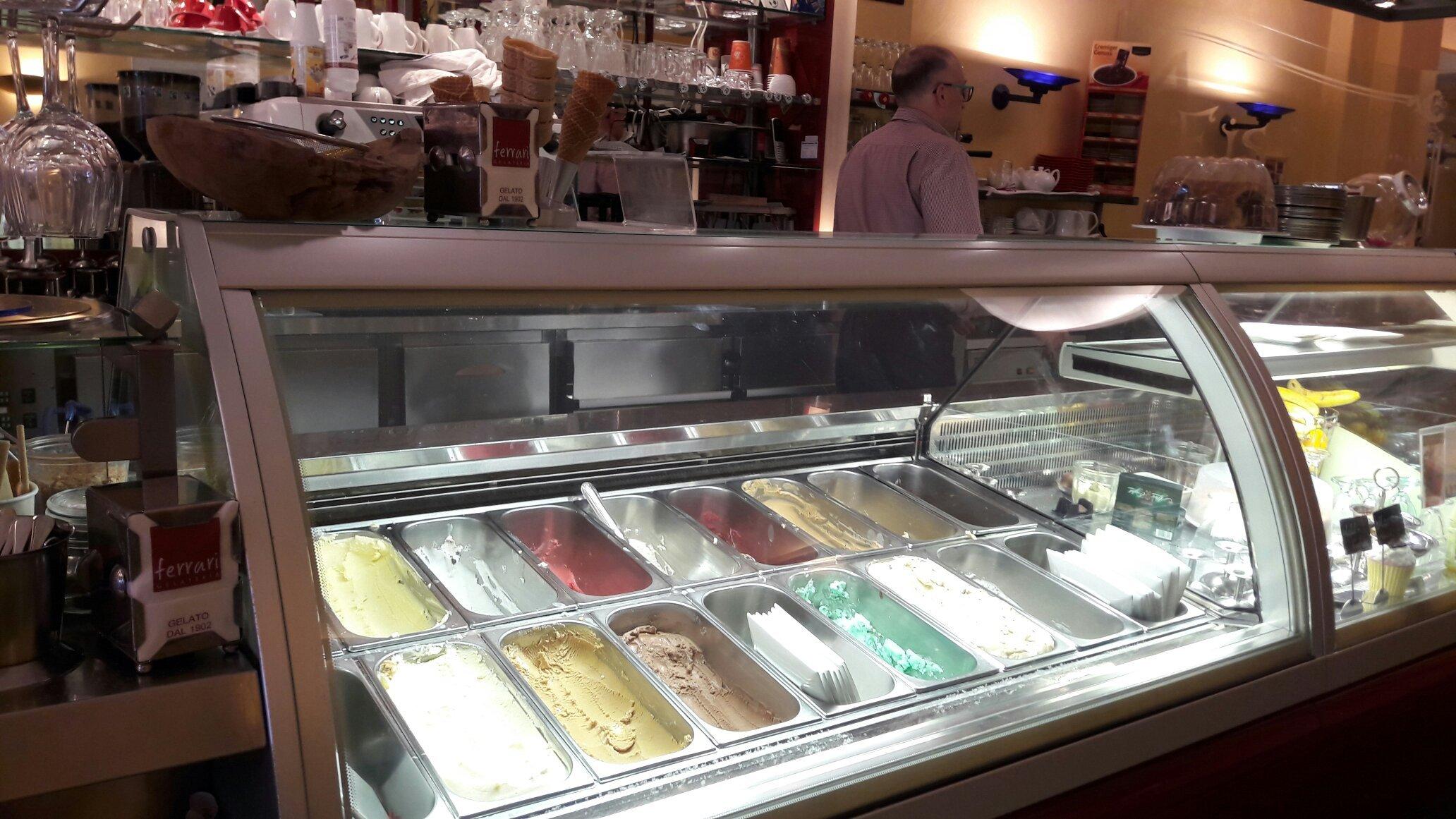 Gelateria Ferrari Eiscafe