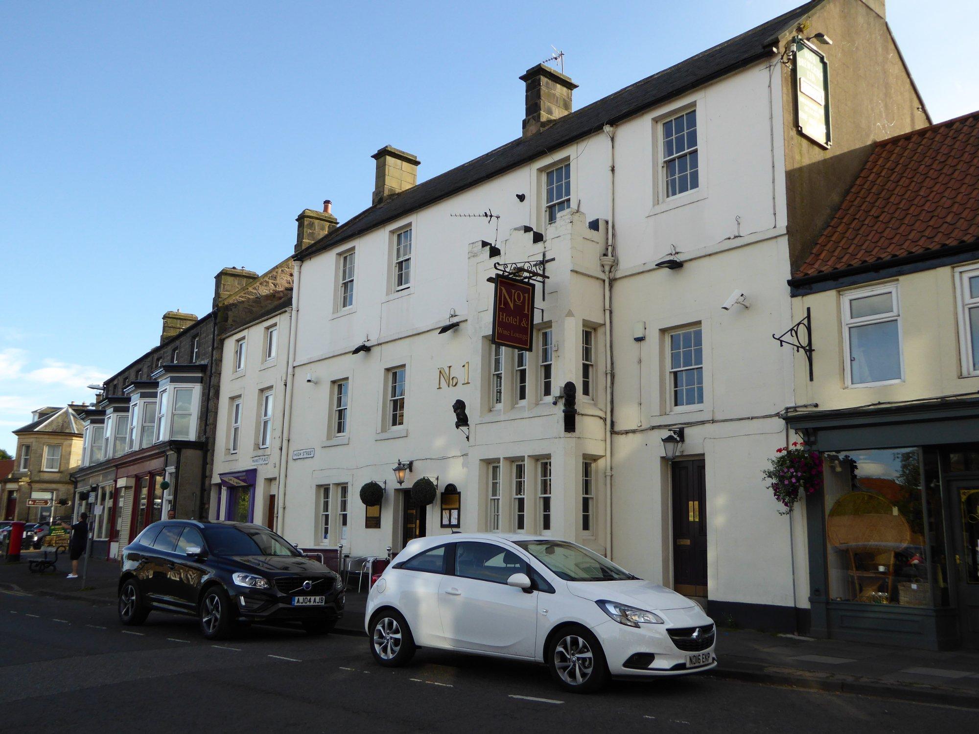 No. 1 Hotel and Wine Lounge