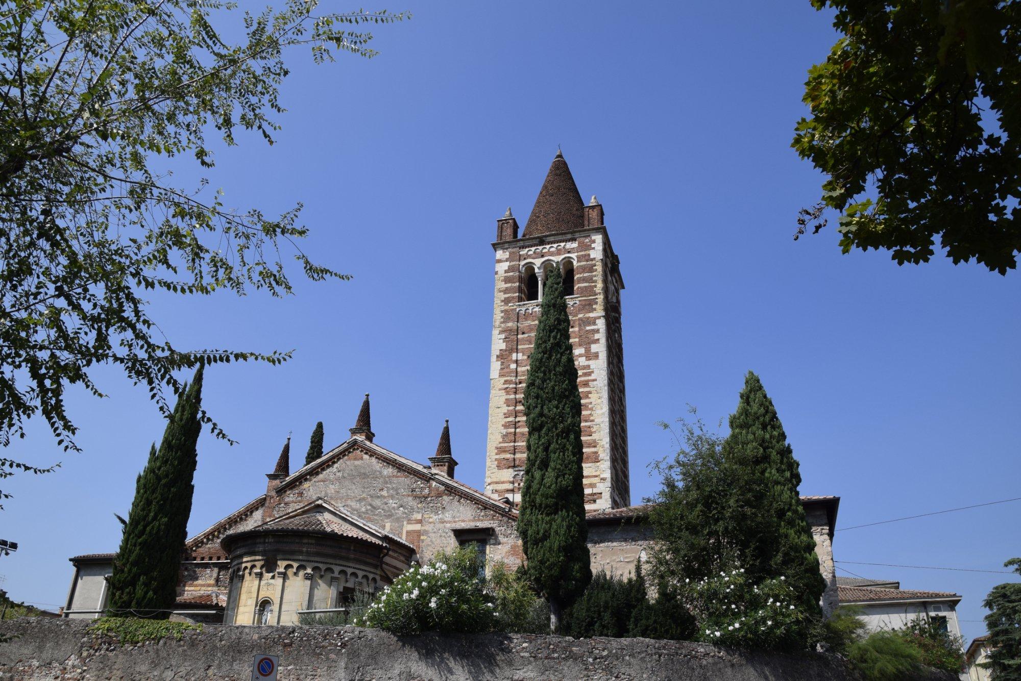 Chiesa Della Santissima Trinità In Monte Oliveto