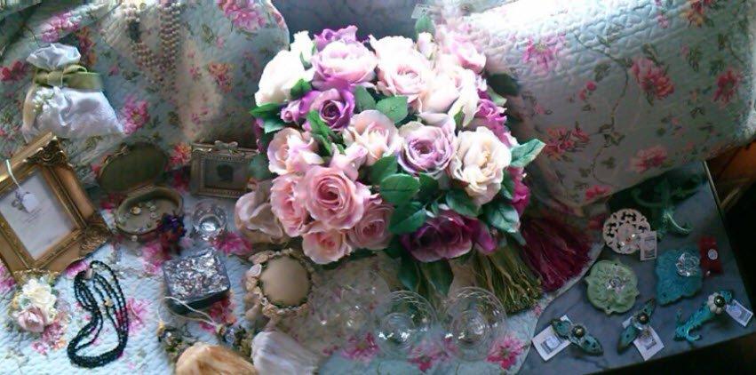 Crossland Antiques & Collectables