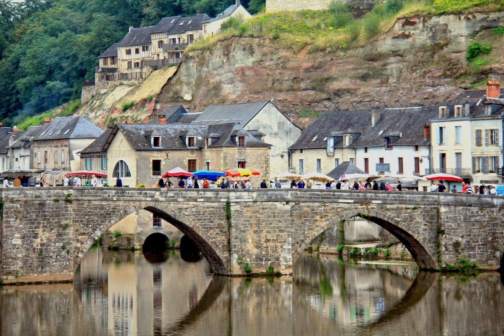 Weekly Farmers Market Terrasson
