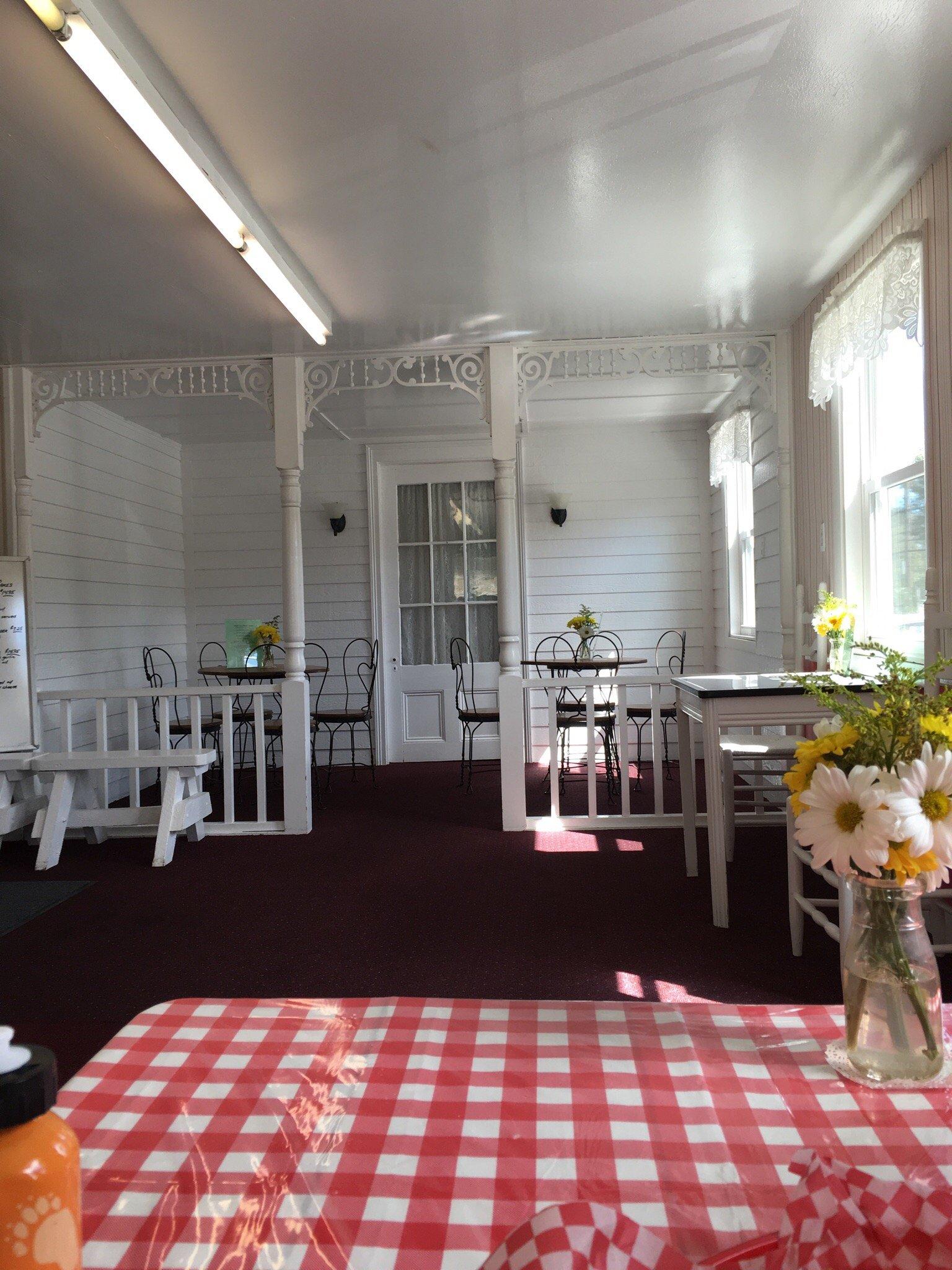 Uncle Ed's Front Porch