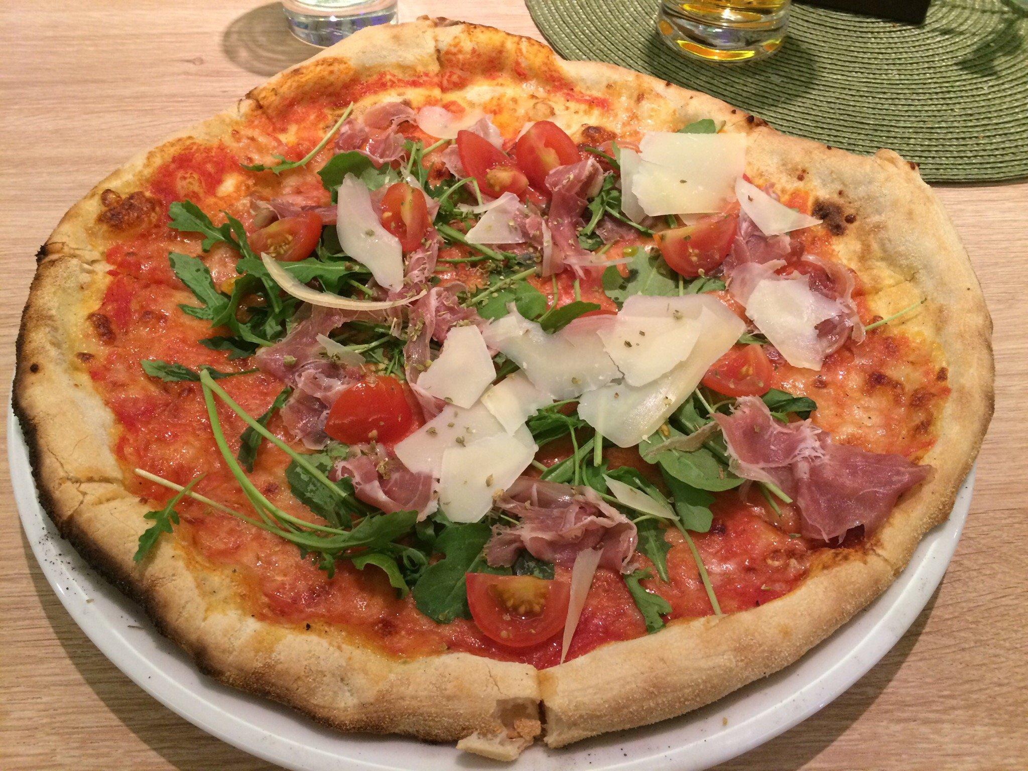 Restaurant-Pizzeria Awocado