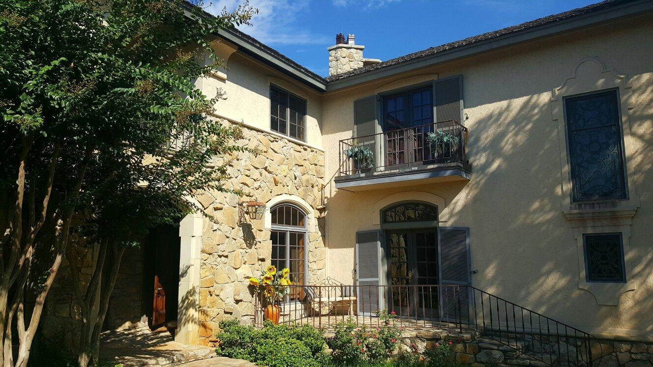 Murder at Flint Creek Manor