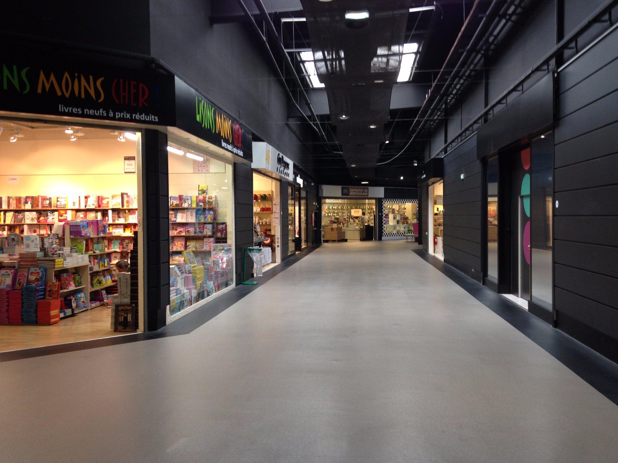 Usines Center Paris Outlet