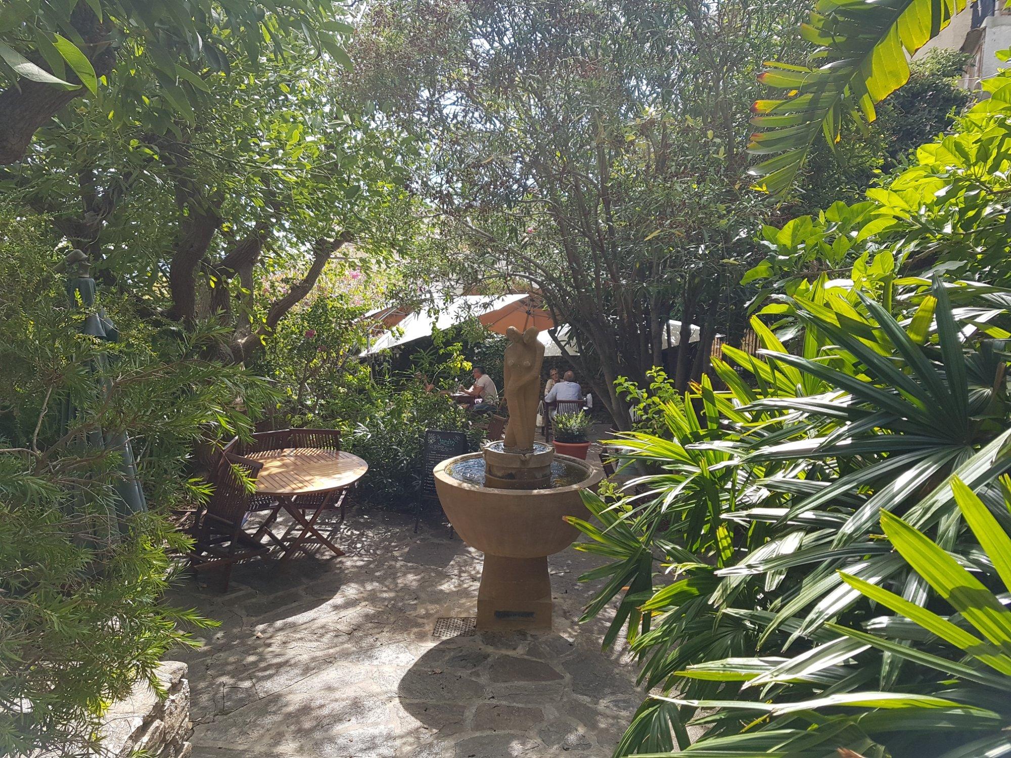 Le Jardin Restaurant