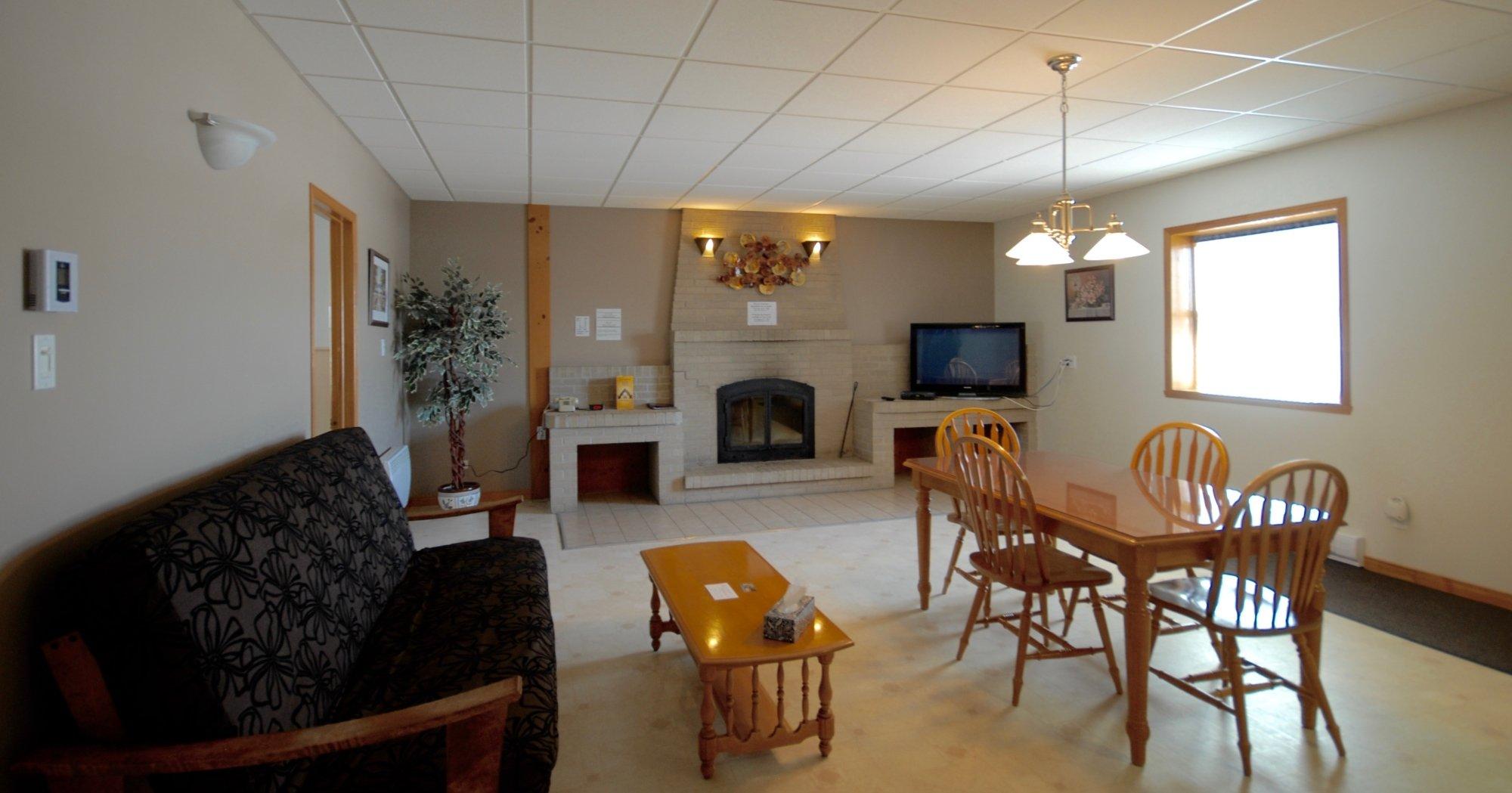 Chez Charley Motel & Condo