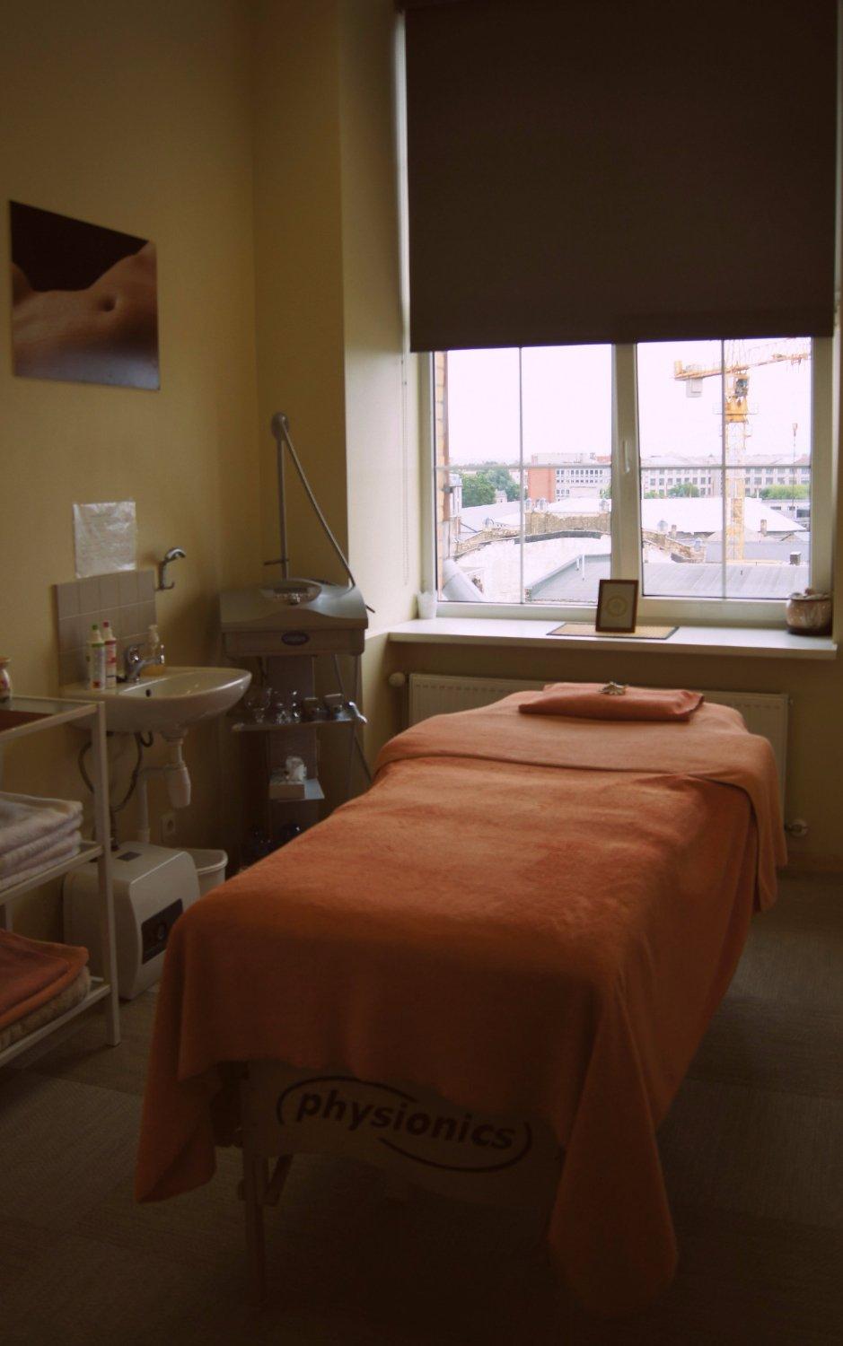 Nava Yoga / Labo Sajutu Laboratorija