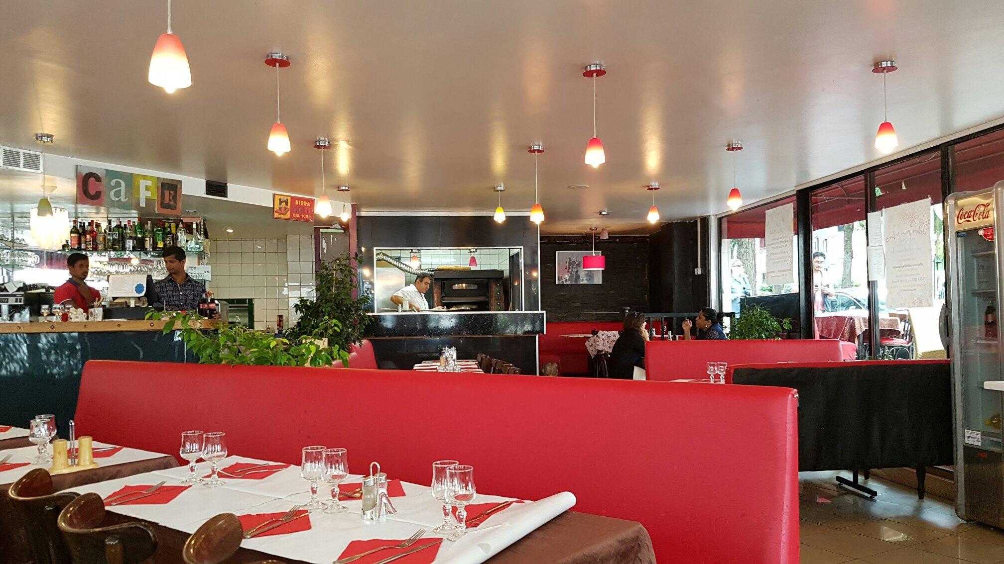 Photo by Theneonisback