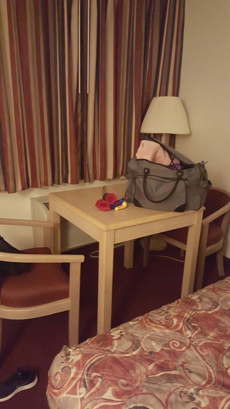 American Inn & Suites