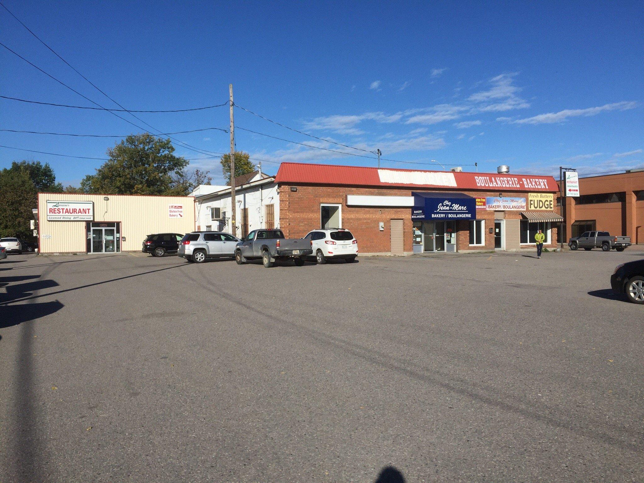 Chez Angèle - Homestyle Restaurant Style Maison