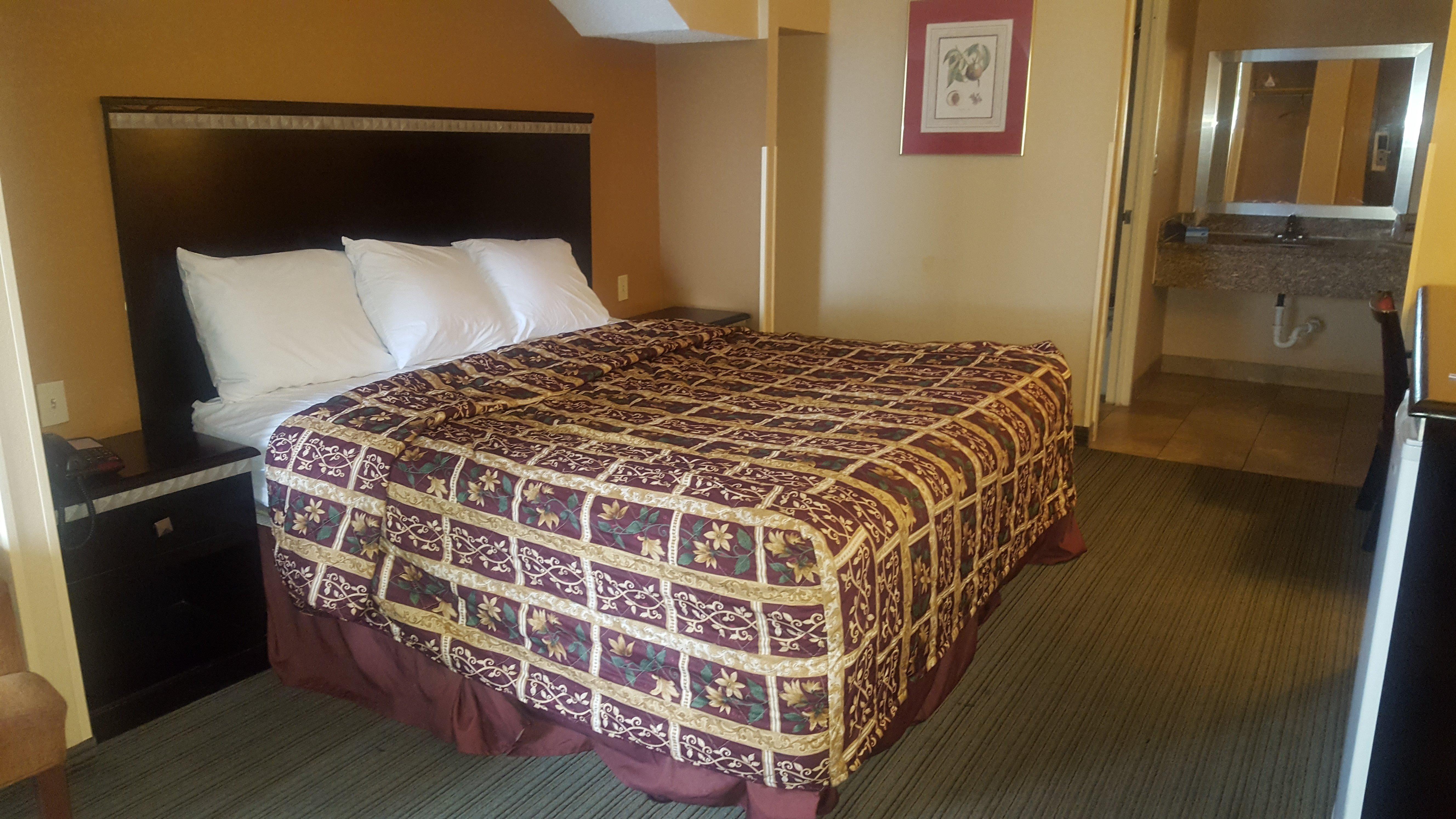 Scottish Inns & Suites