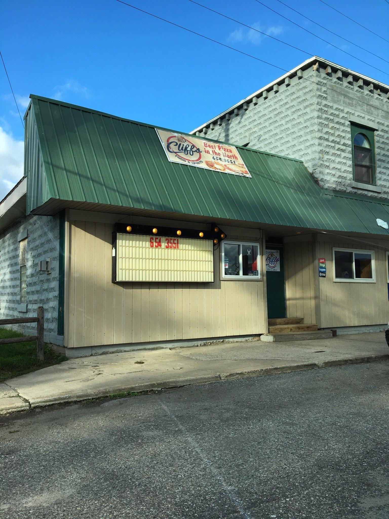 Cliff's Bar