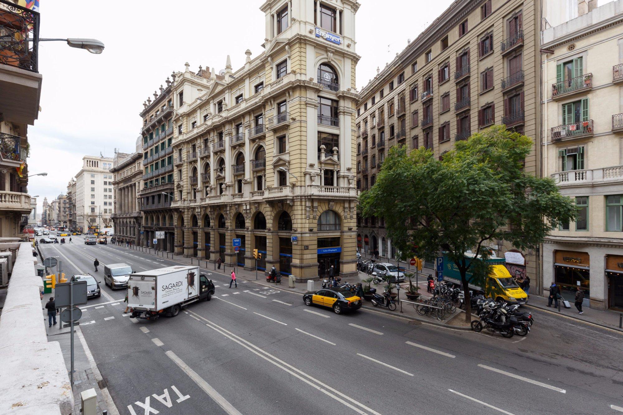 AinB B&B Born-Via Laietana