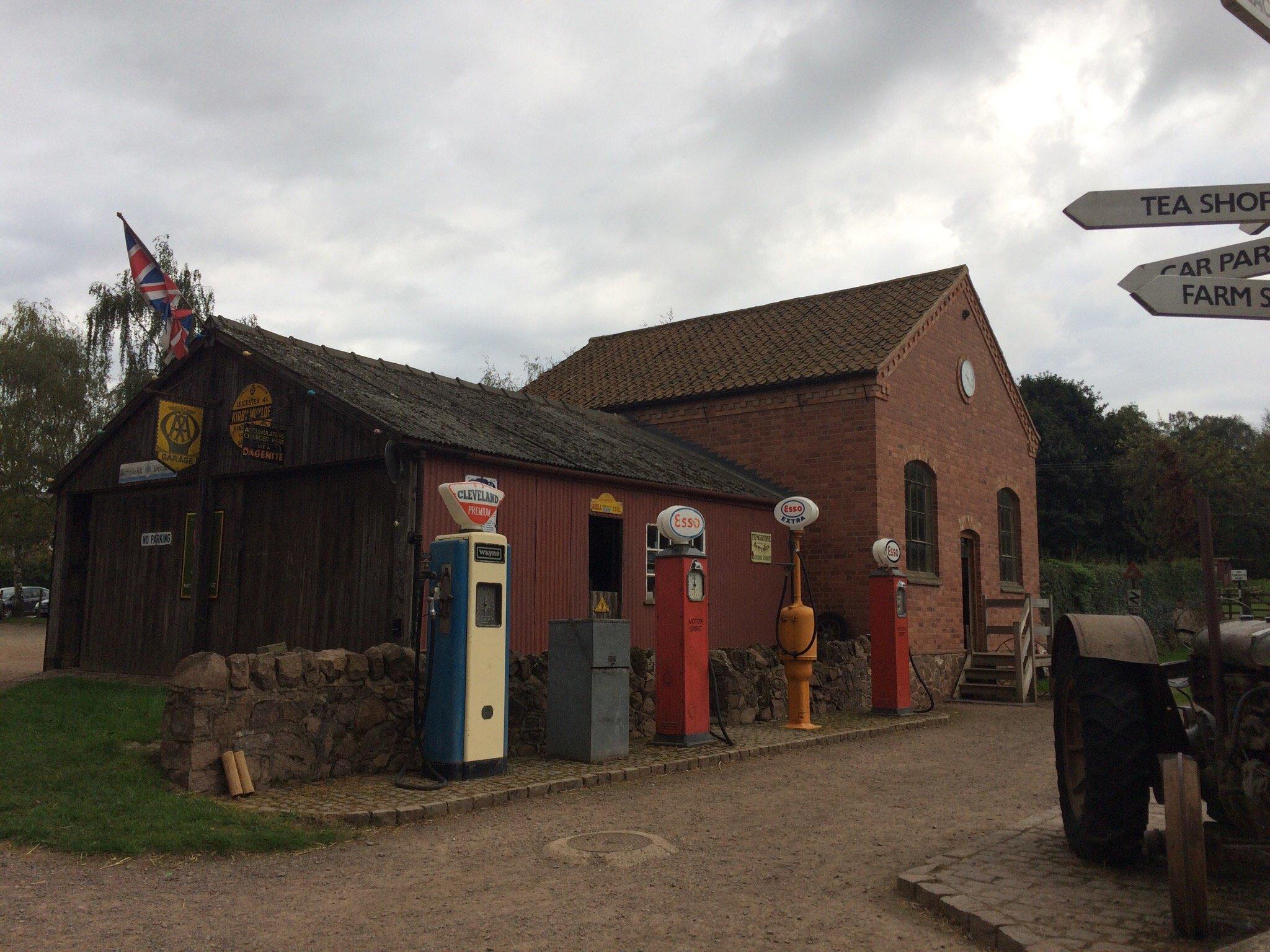 Stonehurst Family Farm and Museum
