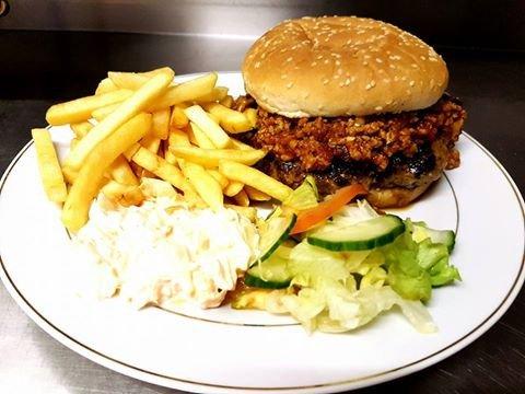 Davies Cafe and Ice Cream Parlour