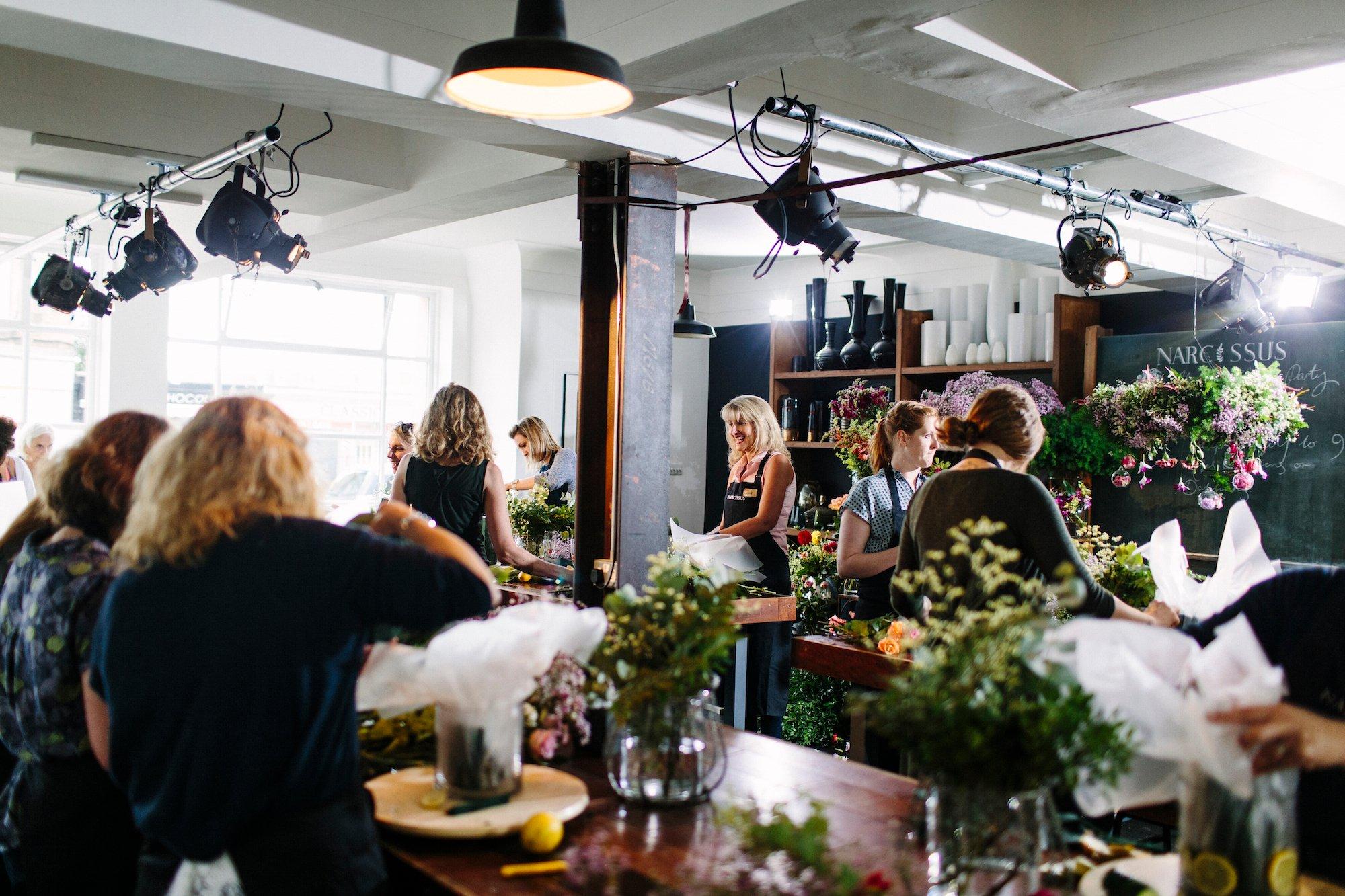Narcissus Flower School