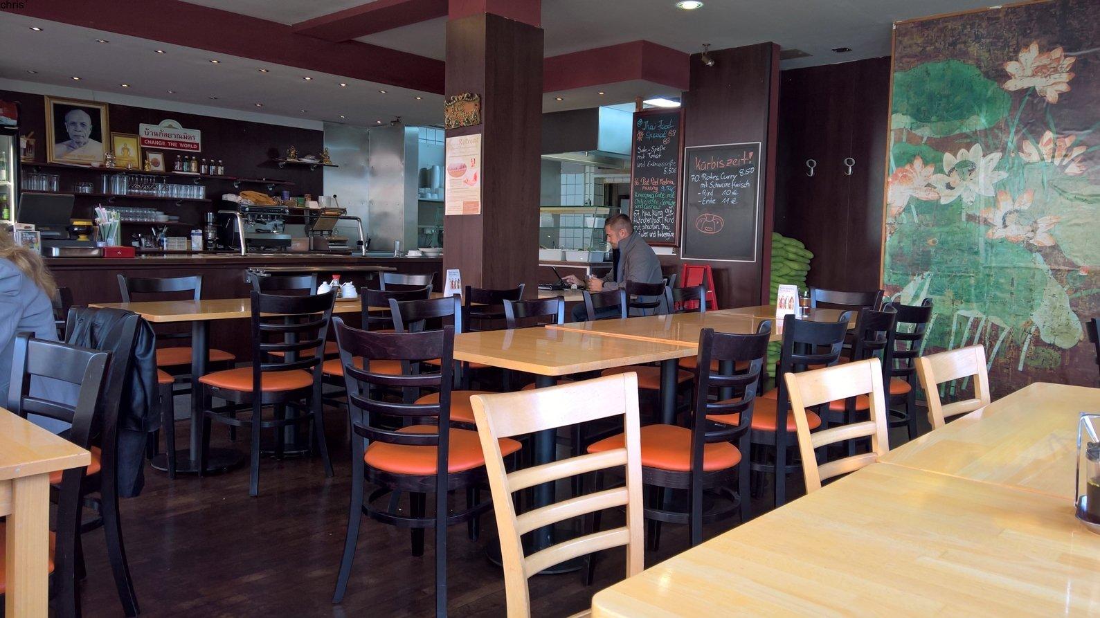 Thai Food 2 - Brettergarten