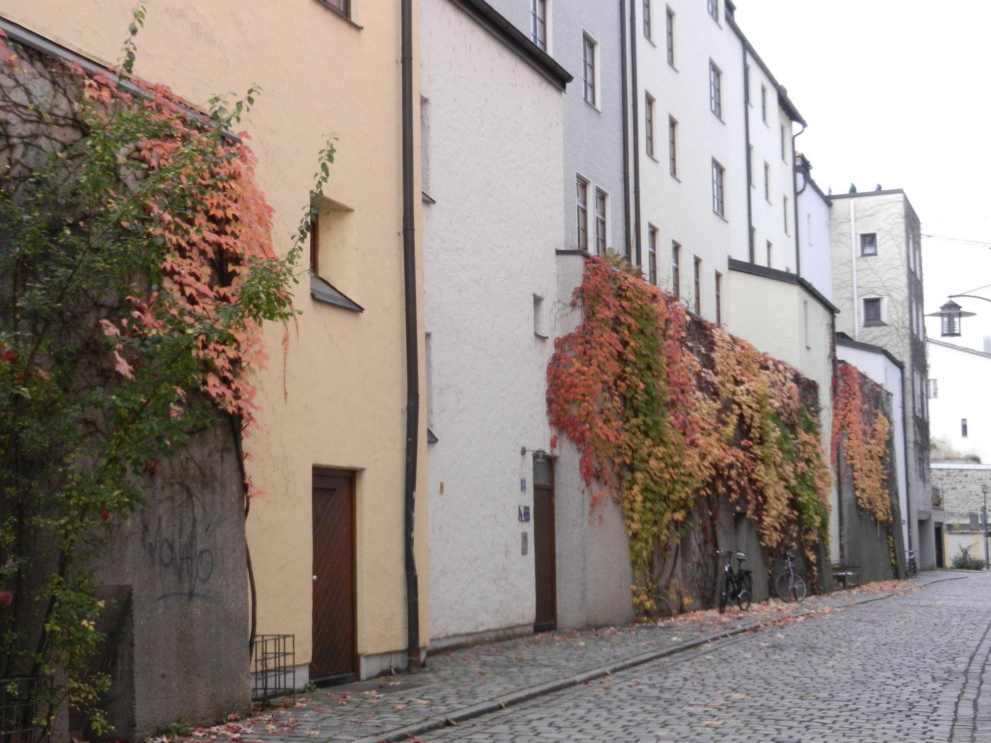Höllgasse Artists Alley