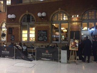 Victoria & Albert Bar