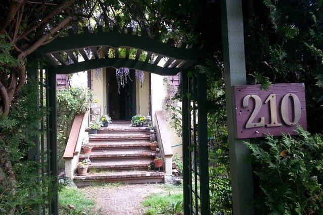 Cheshire Cat Cottage