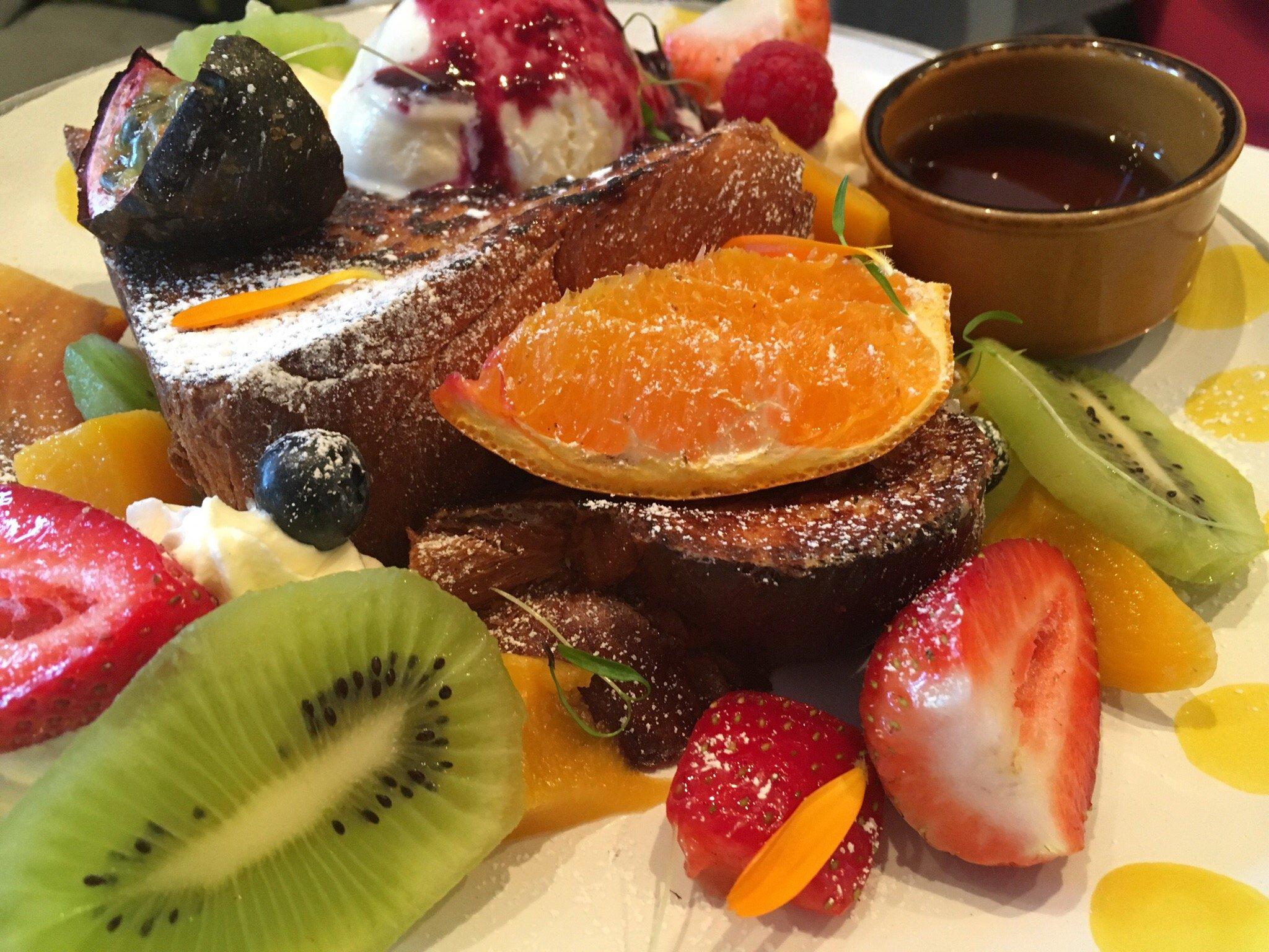 Honey Badger Dessert Cafe