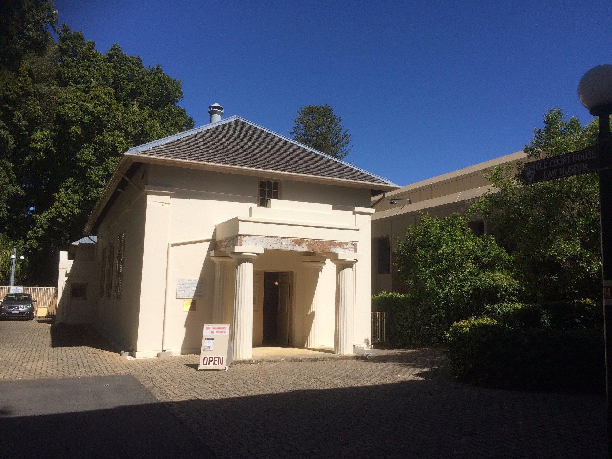 Old Court House Law Museum