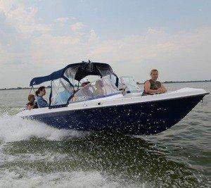Viziteaza Delta - Boat Rentals