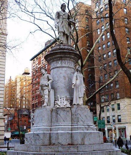 Giuseppe Verdi Monument