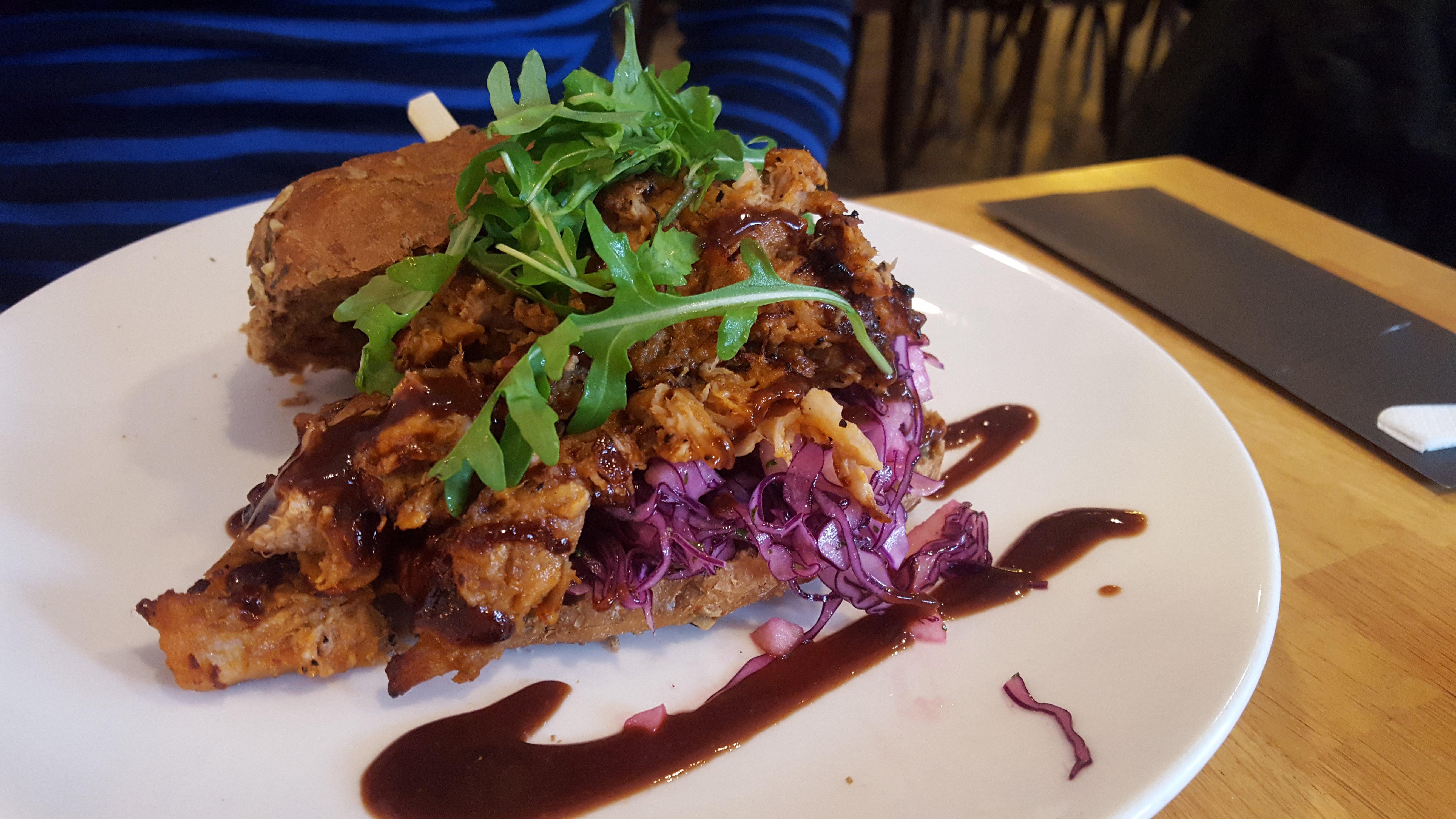 ZUSS Brasserie & Meenemen